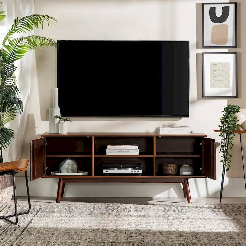 Meuble TV de 58 pouces en pin massif de style Mid-Century avec portes à fermeture douce et étagères ouvertes