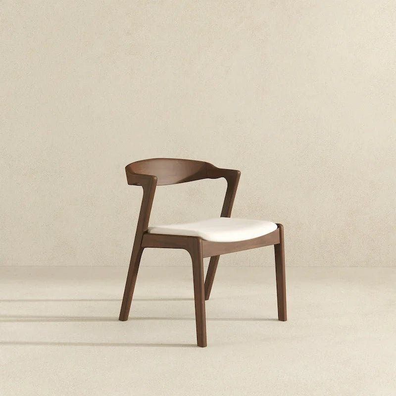 Chaise de salle à manger en velours crème moderne du milieu du siècle avec pieds en bois massif