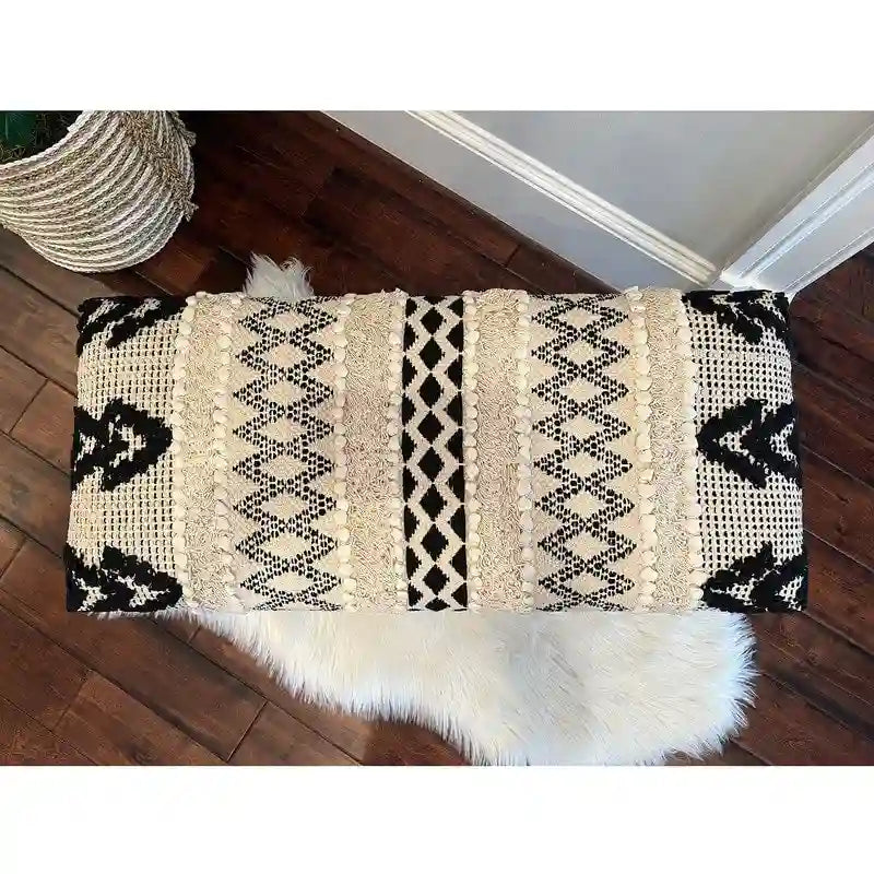 Banc de rangement tapissé en dhurrie de coton fait main