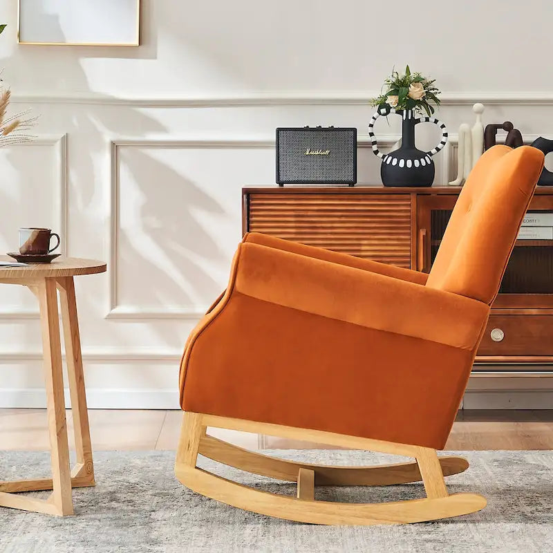 Fauteuil à bascule d'appoint en velours à dossier haut avec pieds en bois massif